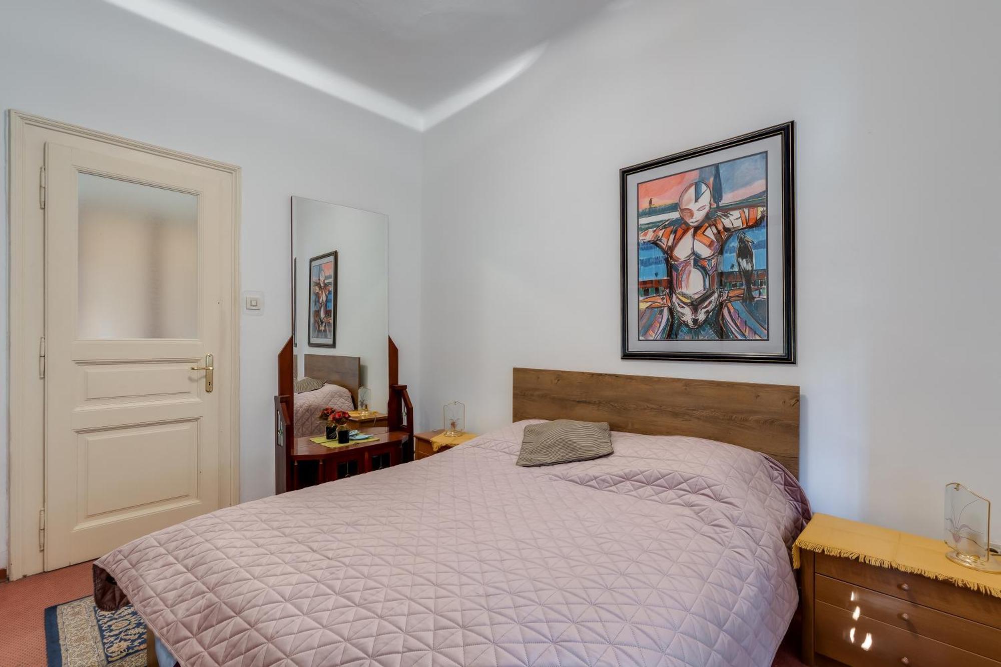 City Apartment With Garden - Happy Rentals 리예카 외부 사진