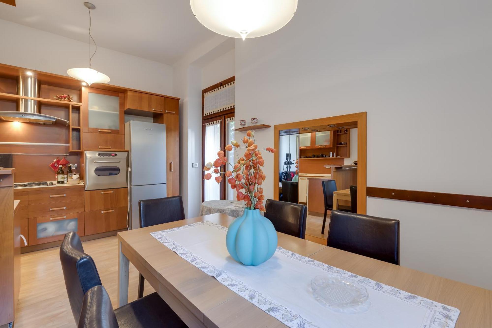 City Apartment With Garden - Happy Rentals 리예카 외부 사진